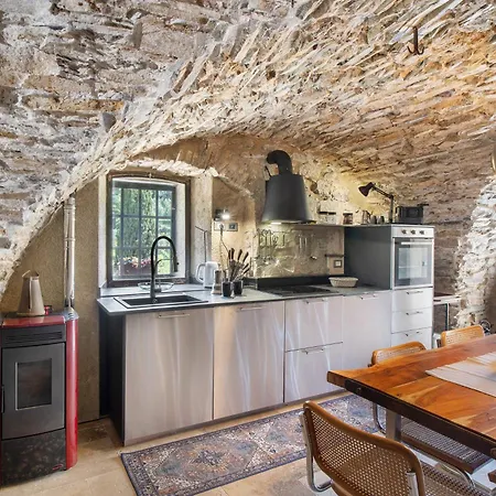 Modern Heritage House * Imperia