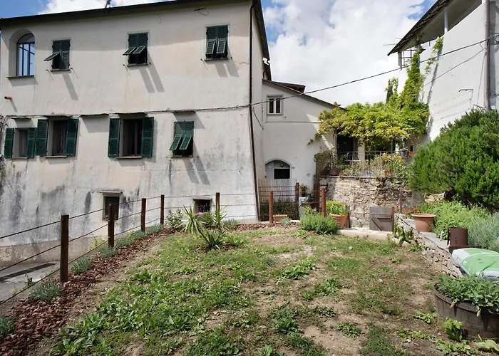 Nyaraló Modern Heritage House Imperia