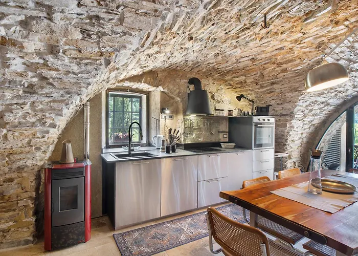 Modern Heritage House * Imperia