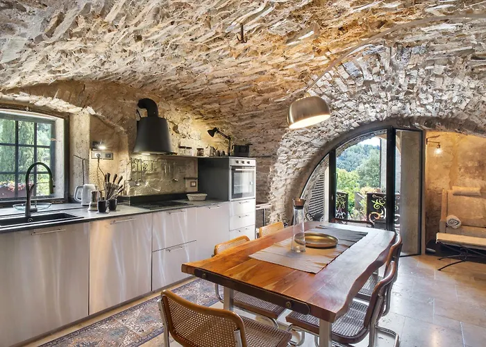 Modern Heritage House *